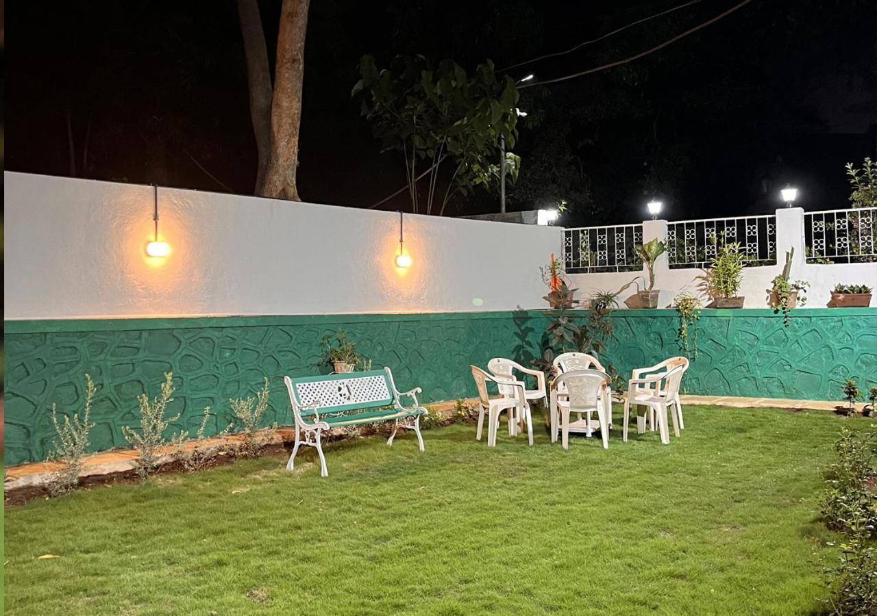 Angel House -Your Private Pet Friendly Haven Лонавала Экстерьер фото
